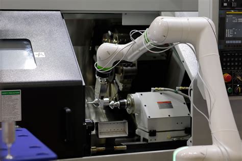 Machine Tending Robots .